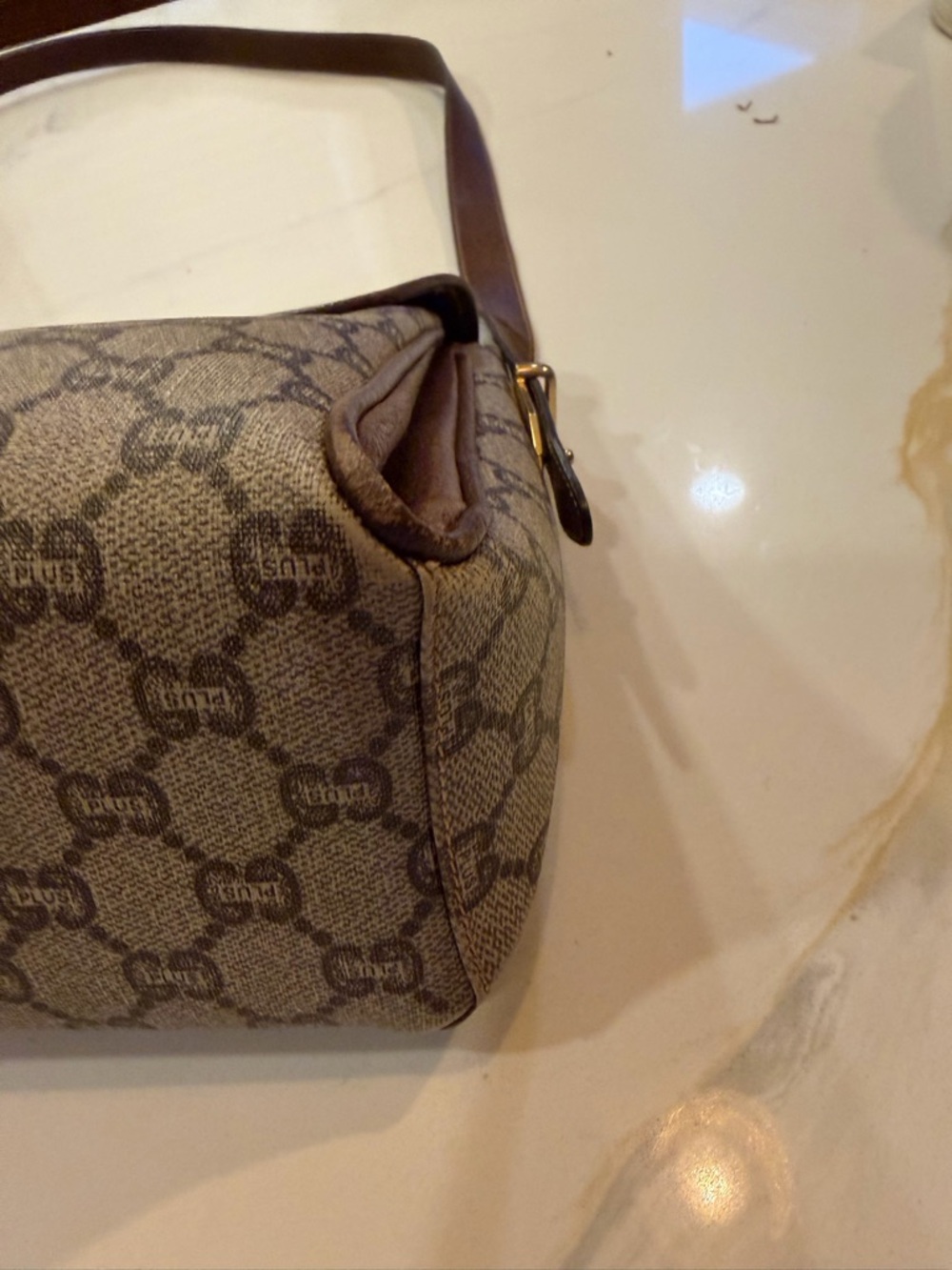 Gucci Plus Beige/Brown Monogram Canvas Shoulder Bag with Gold Hardware - Picture 6 of 12